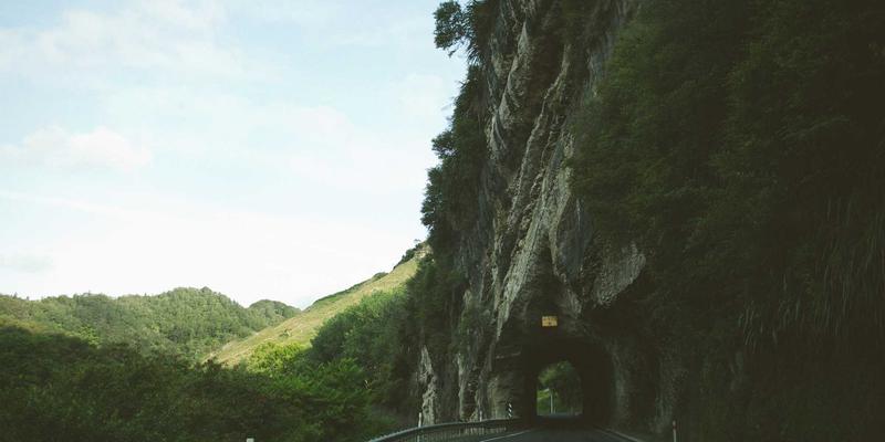 coplanar-waveguide-vendor